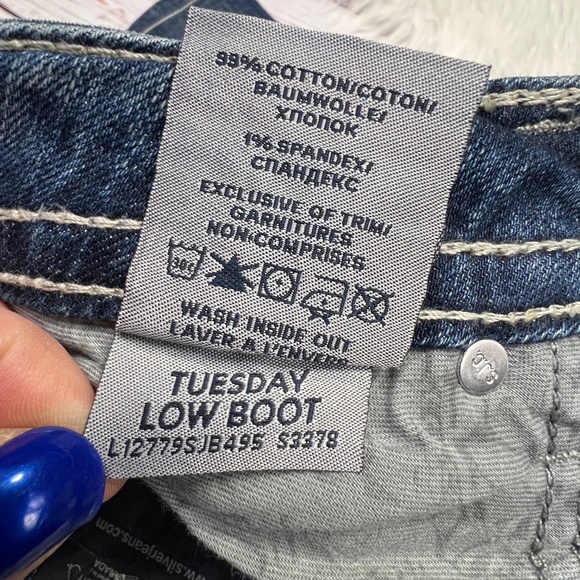 👖NWT($105)🤩|•SILVER JEANS•| Tuesday Low Rise Boot Cut Jeans Size 27x31👖 - Picture 11 of 12